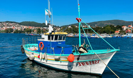 pescaturismogalicia.es excursiones de pesca desde Bayona en Vigo a las islas Cíes